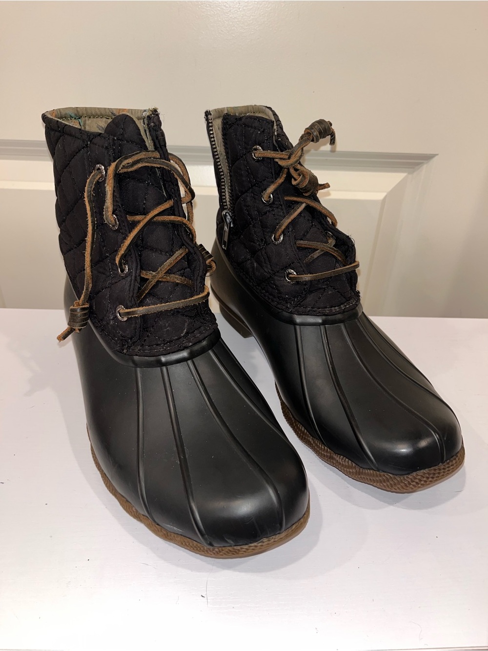 SPERRY Women's Waterproof Saltwater Quilted Duck Booties Black Nylon US 10 M
